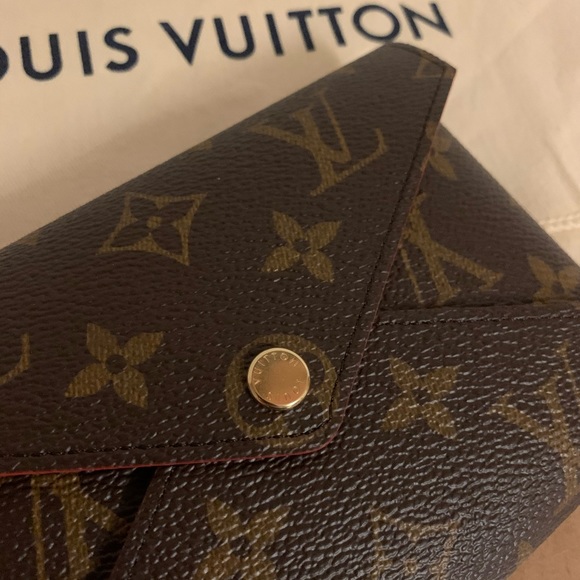 Authentic Louis Vuitton Kirigami medium - Picture 2 of 8